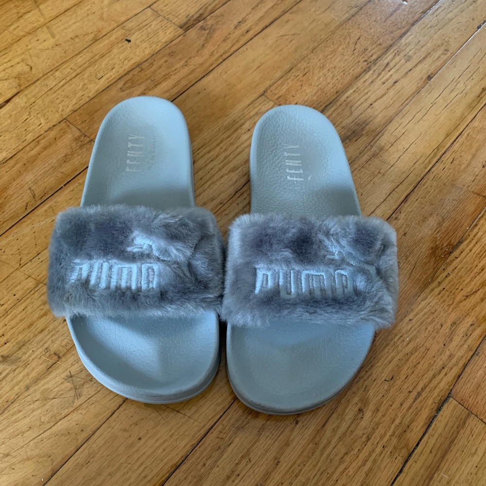 Gently Puma Slides